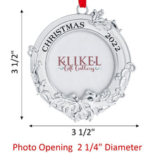 Load image into Gallery viewer, Picture Ornament For Christmas Tree Set of 2 - 2022 Picture Frame Christmas Ornament Set - Photo Frame Ornament - 2022 Christmas Frame Photo Ornaments For Christmas Tree 2022 By Klikel